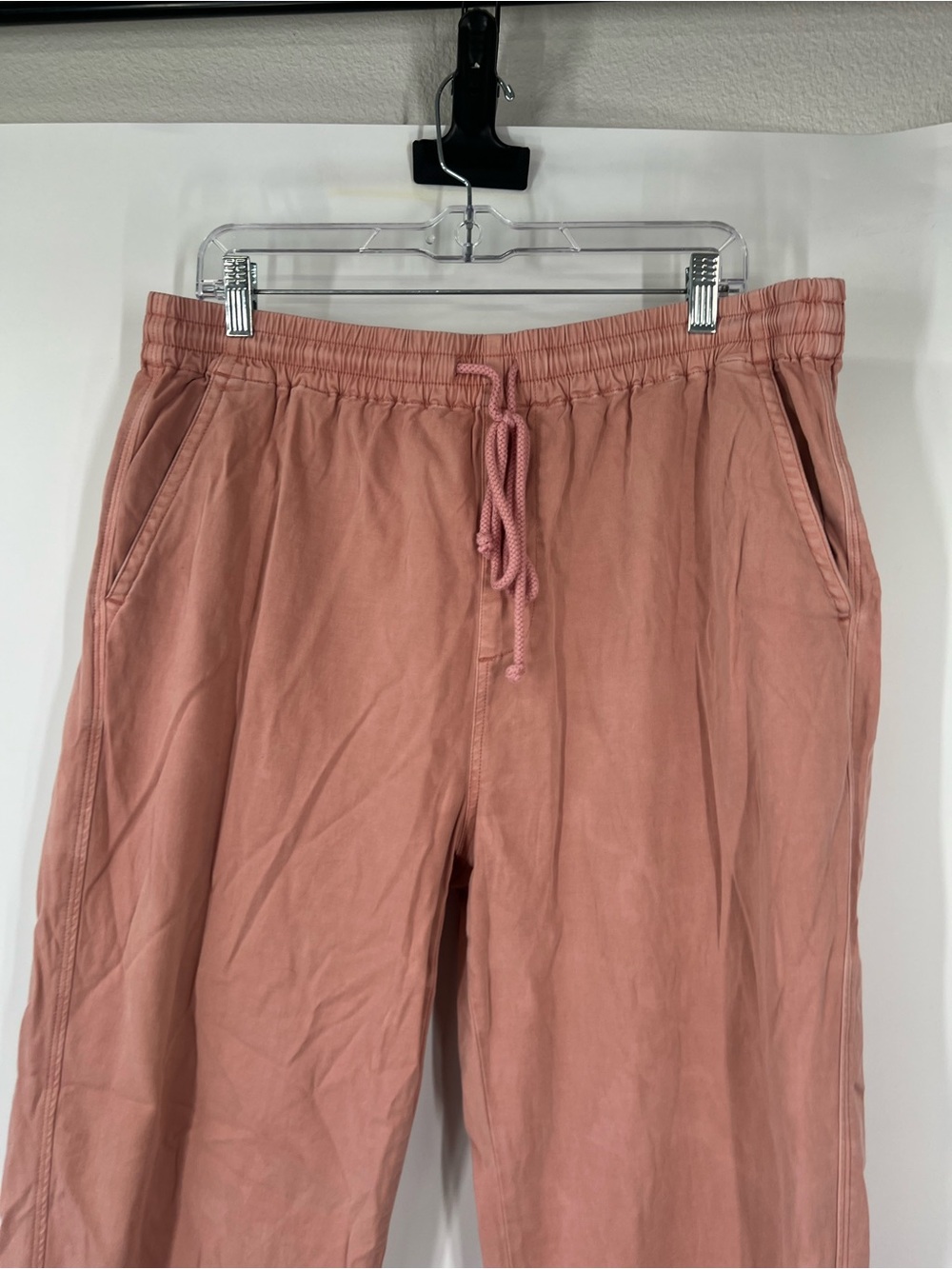 Faherty High Rise Pull-On Pants Drawstring - Picture 2 of 8